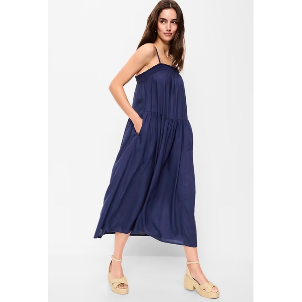 NWT Old Navy Womens Airy Smocked Tiered Midi Maxi Dress Navy Blue Pockets Small
